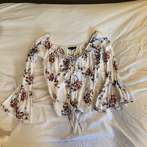 Floral off the shoulder PacSun blouse